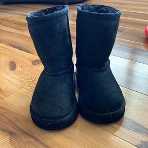 Toddler black Ugh boots